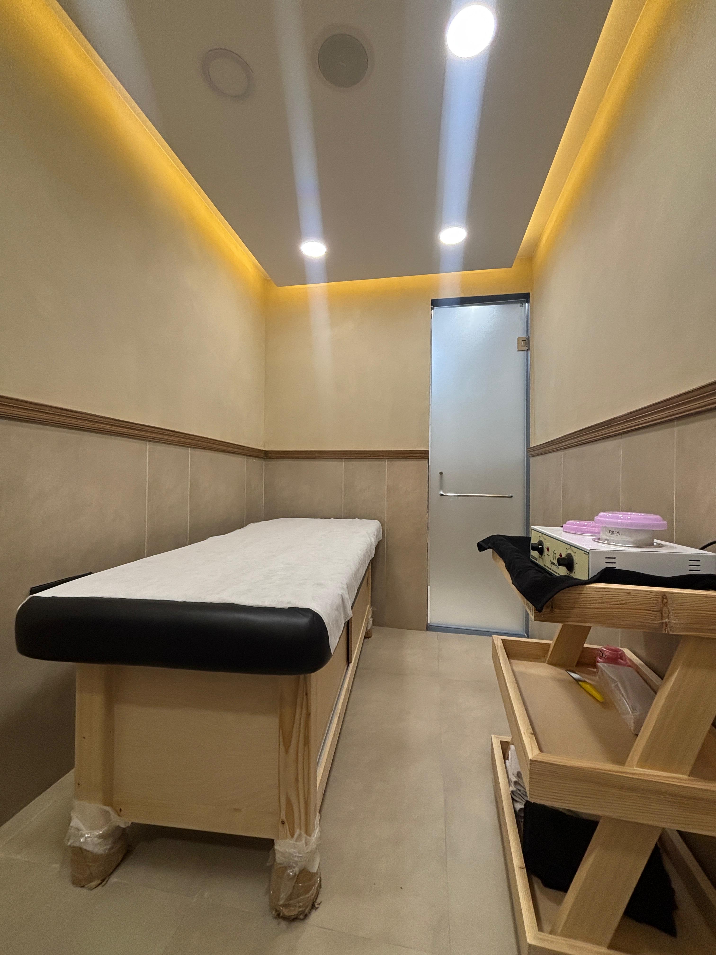 Hair Candy Salon Interior